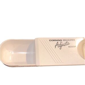 Corning measures asjusta White Adjustable Scoop